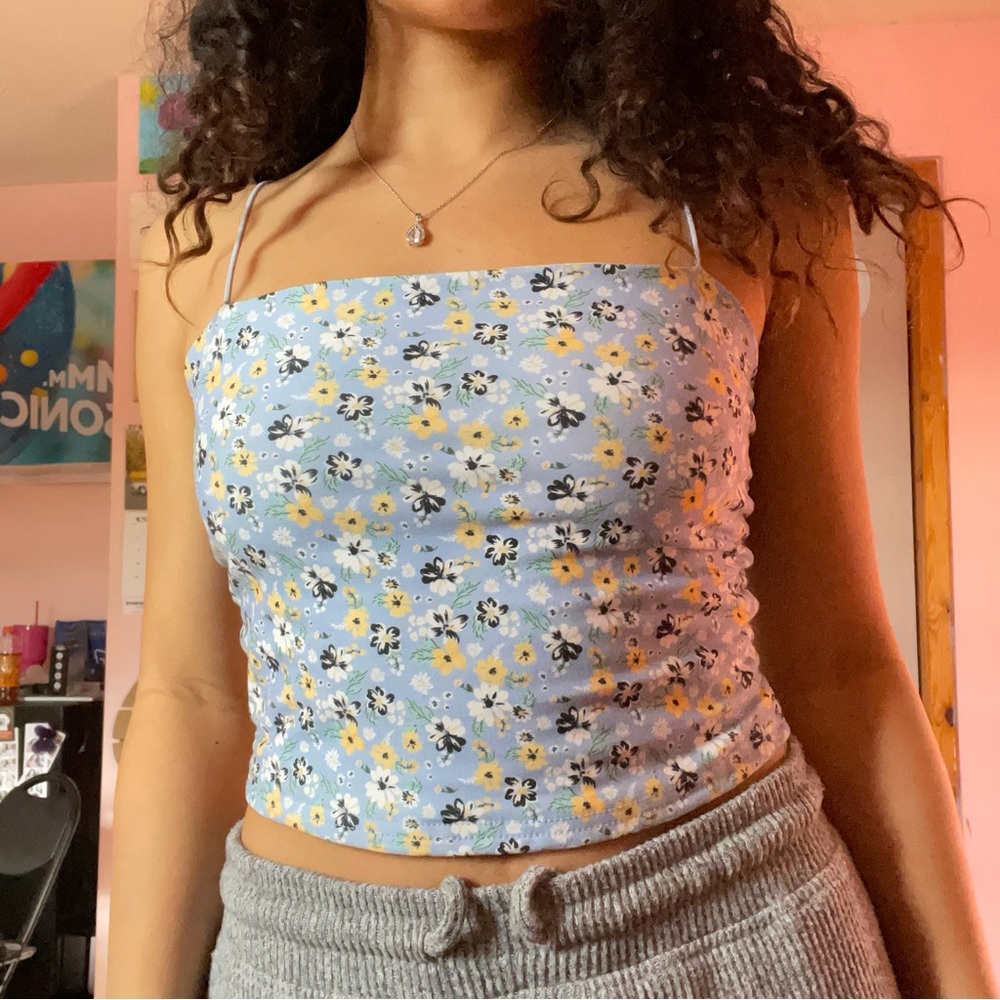 Rue21 Floral Cropped Spaghetti Strapped Top